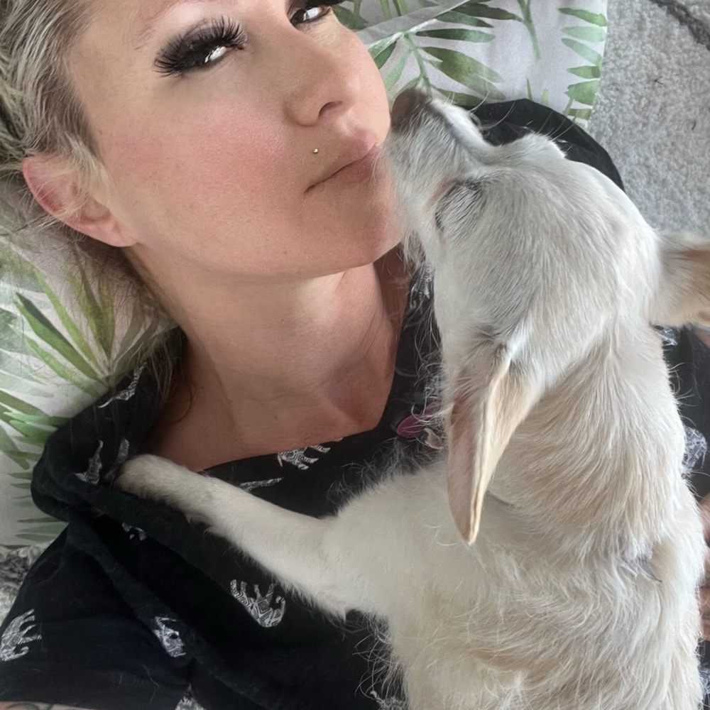 Meet your Posher, Nichole